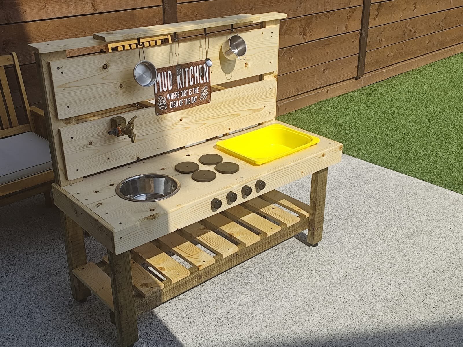 Mud kitchen