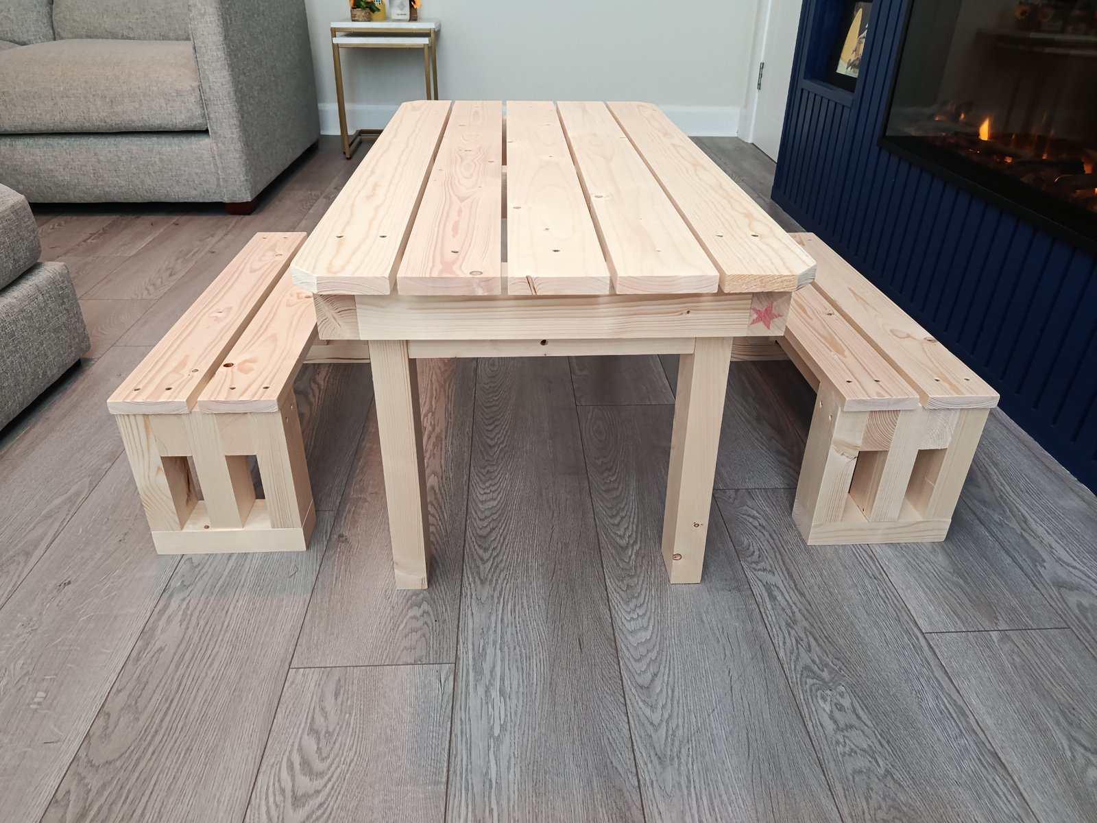 Table & Bench Nesting Set